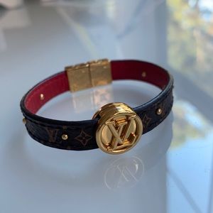 Authentic Louis Vuitton Circle Monogram Reversible bracelet